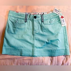 Sound girl mini skirt new very pretty in person, back pockets and front pockets